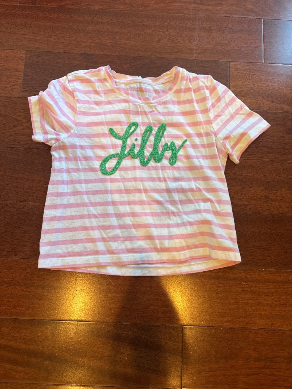 Lilly Pulitzer crop style tee gently used small lady’s